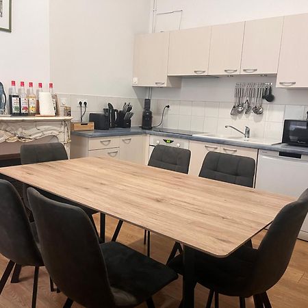 Les Clematites Apartment Narbonne Bagian luar foto